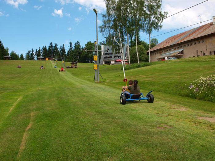 Hotel Anna Harrachov Buitenkant foto