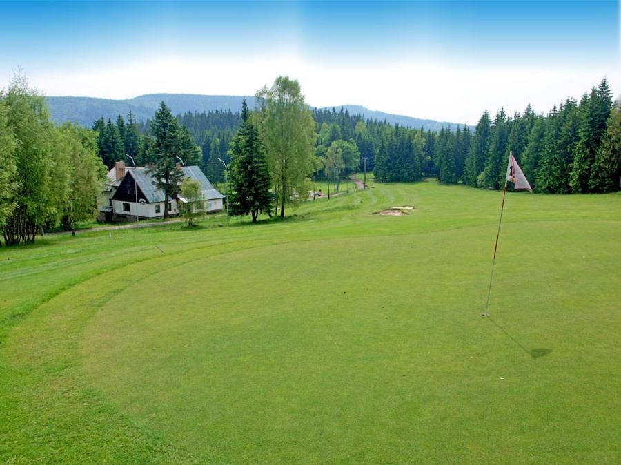 Hotel Anna Harrachov Buitenkant foto