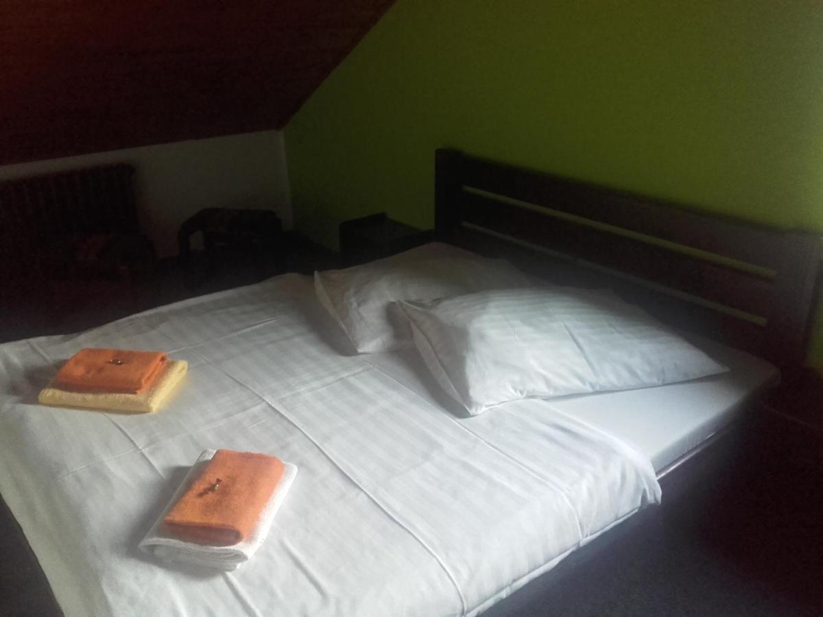 Hotel Anna Harrachov Buitenkant foto