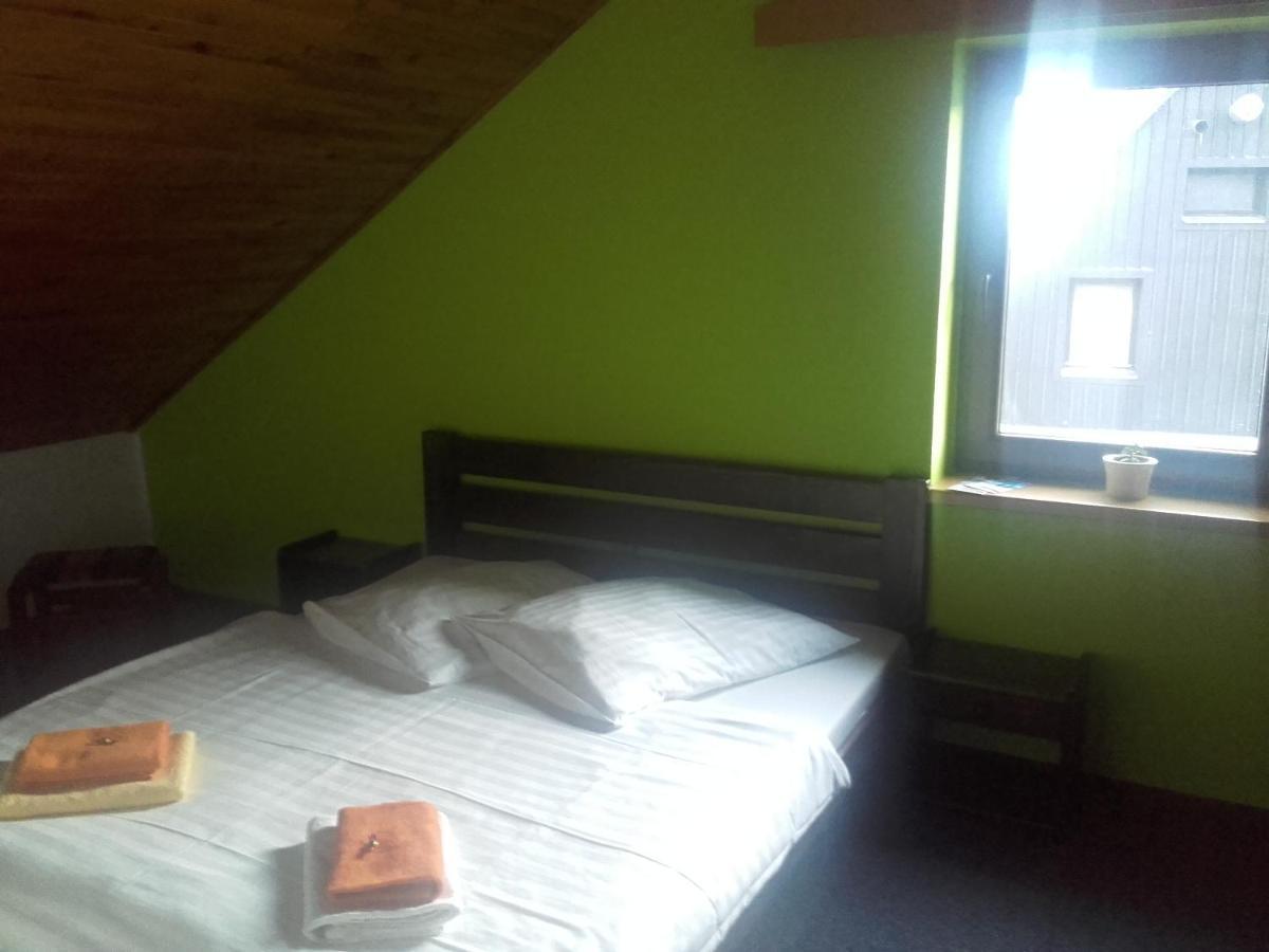 Hotel Anna Harrachov Buitenkant foto